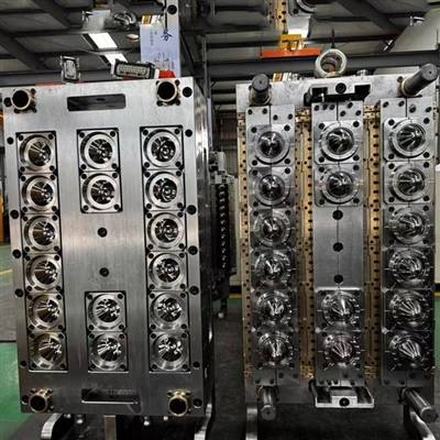 16 hulrom preform mold